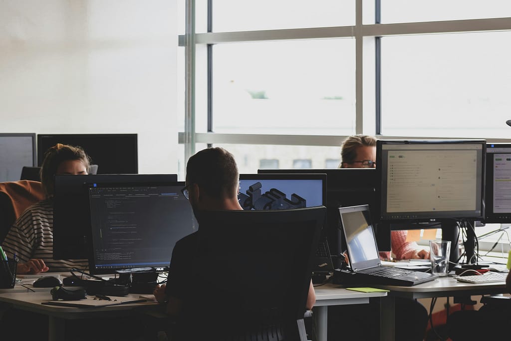 Hosting untuk Jasa Pembuatan Website - Rahasia Memilih Hosting Terbaik, untuk Jasa Pembuatan Web yang Cepat dan Terpercaya 1 Hosting untuk jasa pembuatan web